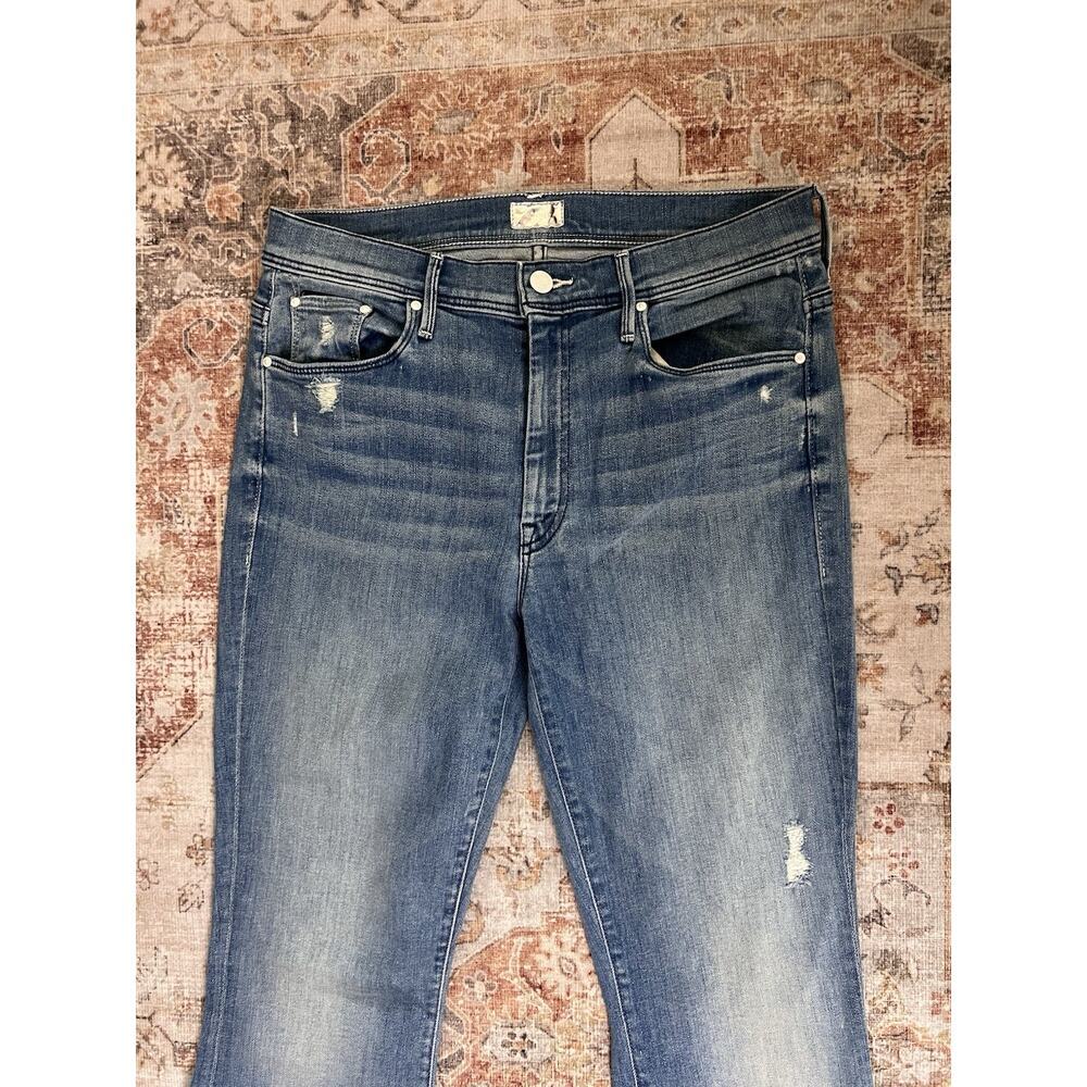 Mother The Weekender Fray Graffiti Girl Flare Jeans Distressed Stretch Size 30 - Picture 2 of 12